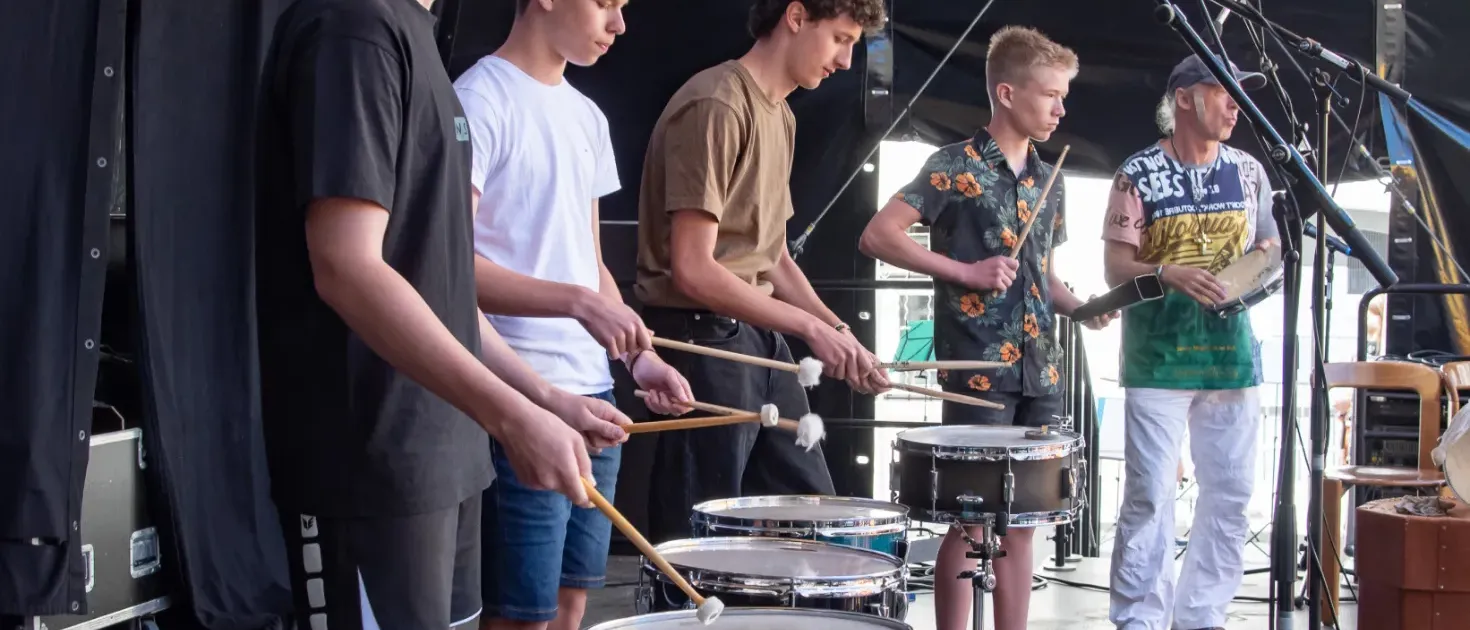 Schlagzeug auf der Bühne bei einem Konzert der JMS Bad Waldsee